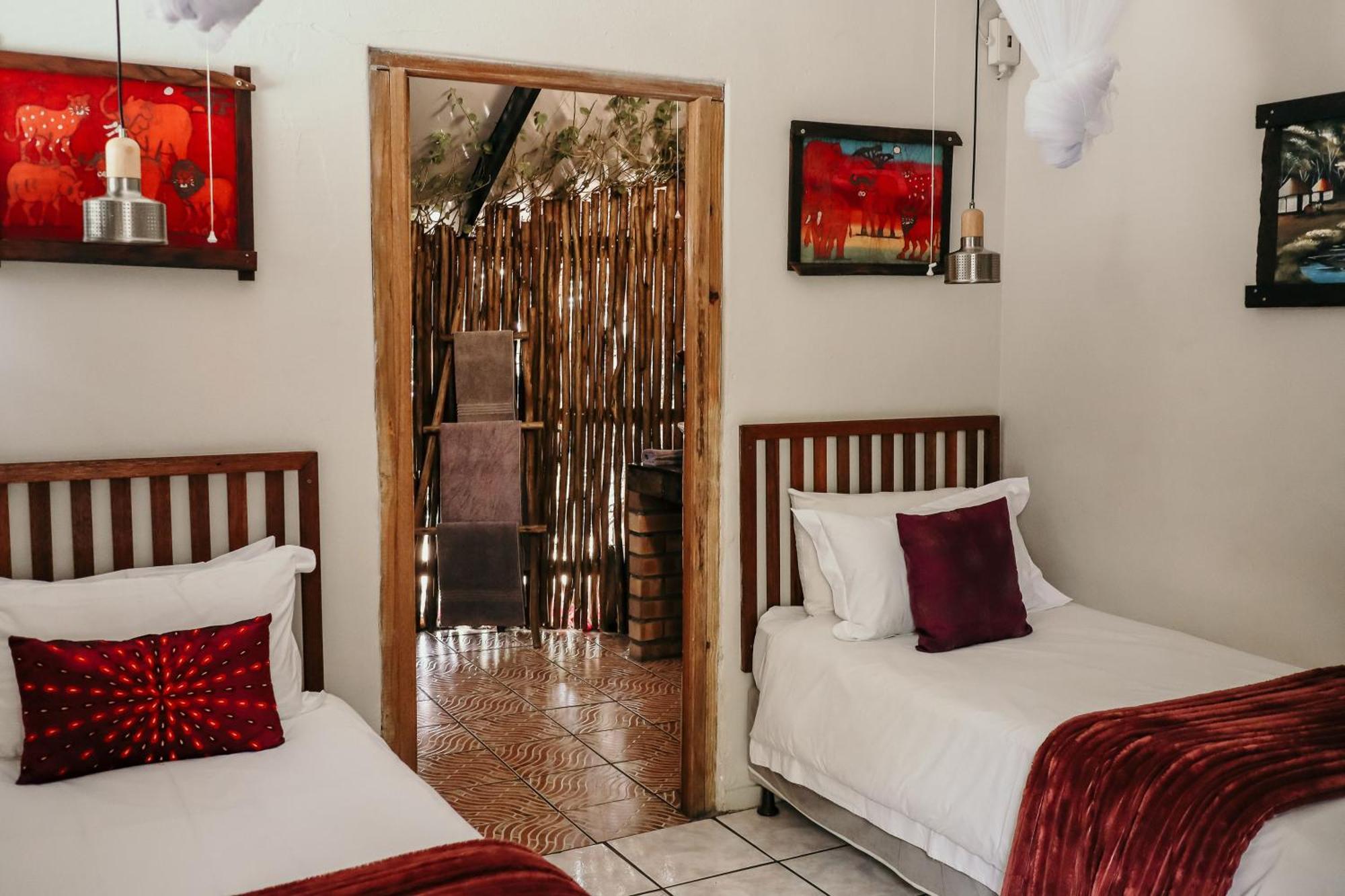 Hotel A Traveller'S Palm à Phalaborwa Extérieur photo